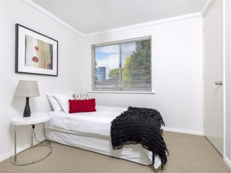 13 Kintail Road, Applecross WA 6153