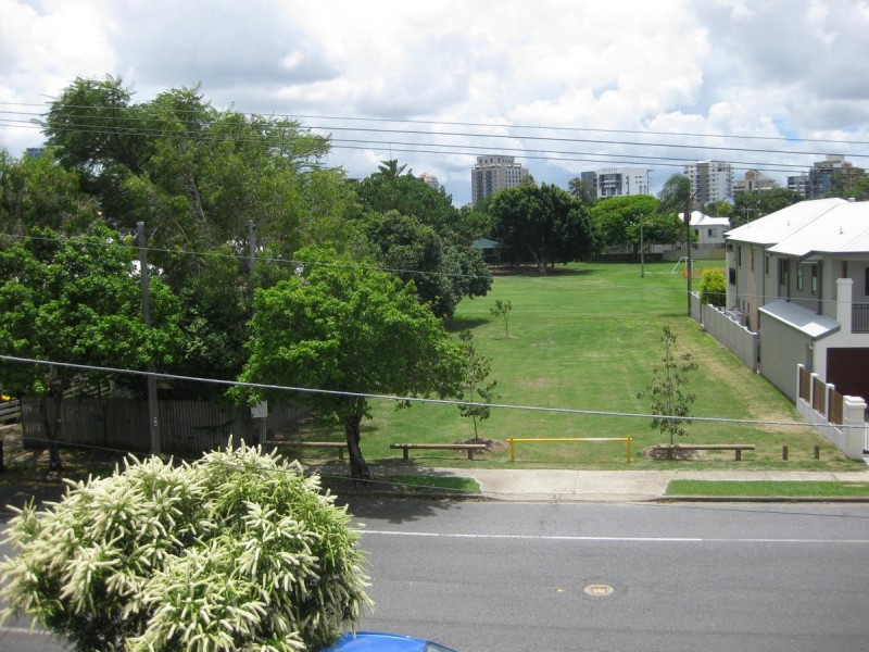 109 Baines Street, Kangaroo Point QLD 4169