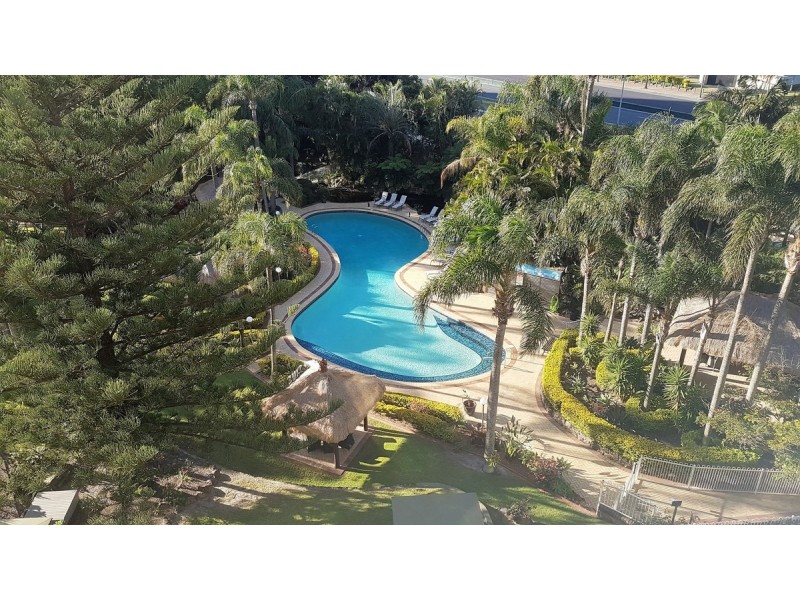 28/2 Admiralty Drive, Surfers Paradise QLD 4217