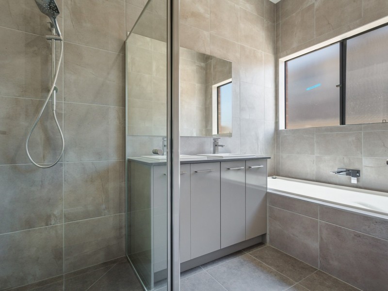 9 Thornbury Street, Donnybrook VIC 3064