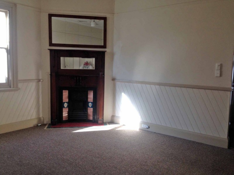 85 Roxburgh Street, Stockton NSW 2295