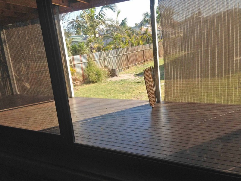 85 Roxburgh Street, Stockton NSW 2295