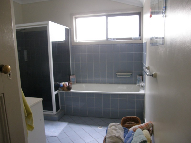 85 Roxburgh Street, Stockton NSW 2295