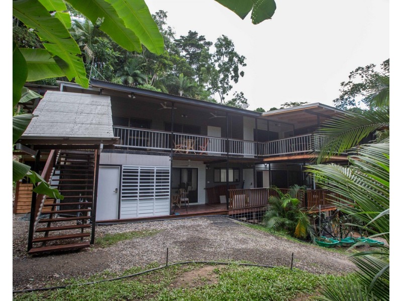 201/7 Gorge Road, Port Douglas QLD 4877
