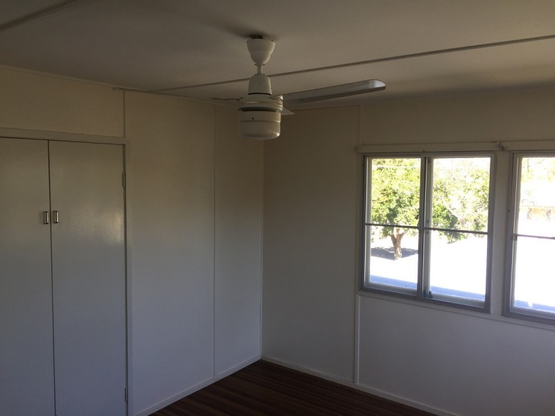23 Coverack Street, Leichhardt QLD 4305