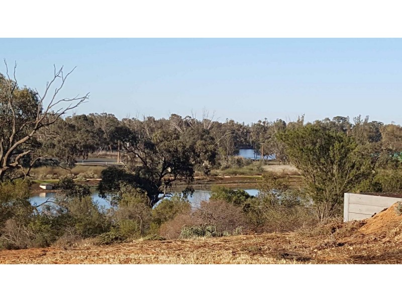 22 – 24 Hilltop Drive, Loxton SA 5333