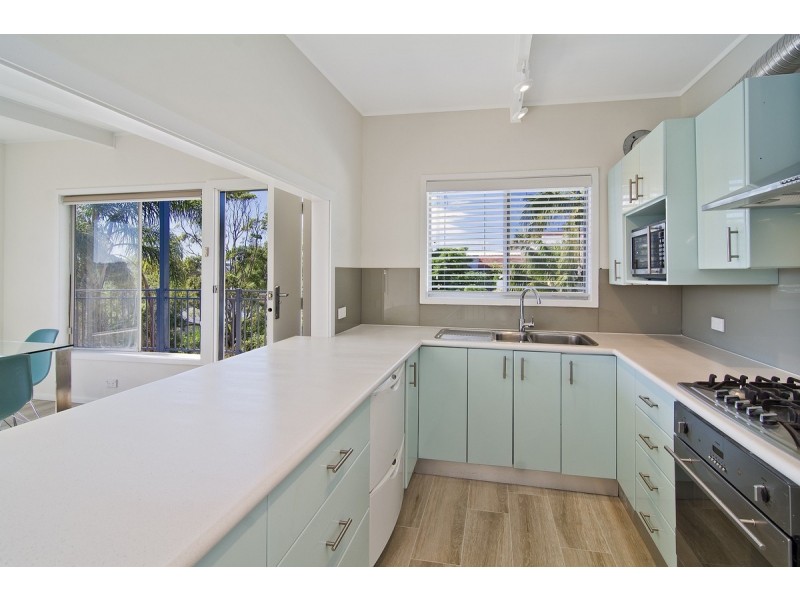 53 Curl Curl Parade, Curl Curl NSW 2096