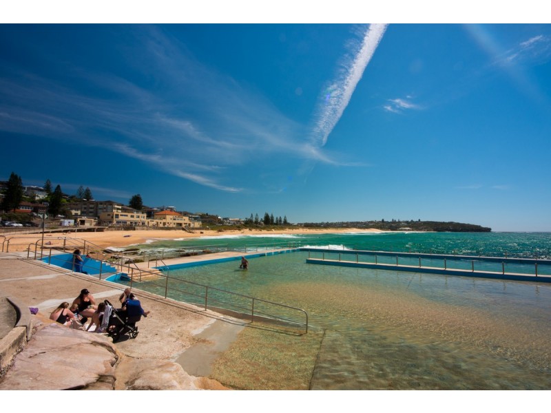 53 Curl Curl Parade, Curl Curl NSW 2096