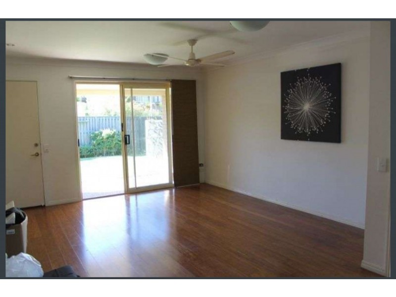 14 Louise Street, Southport QLD 4215