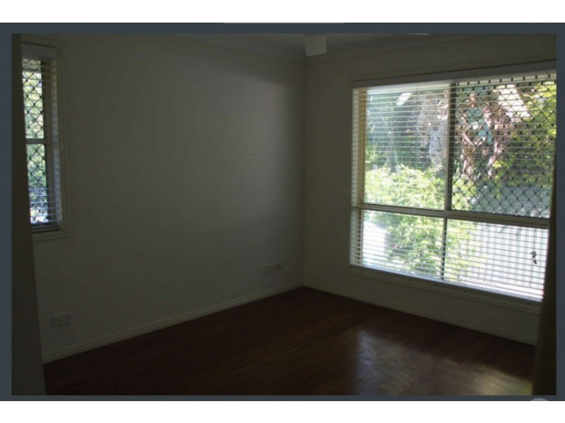 14 Louise Street, Southport QLD 4215