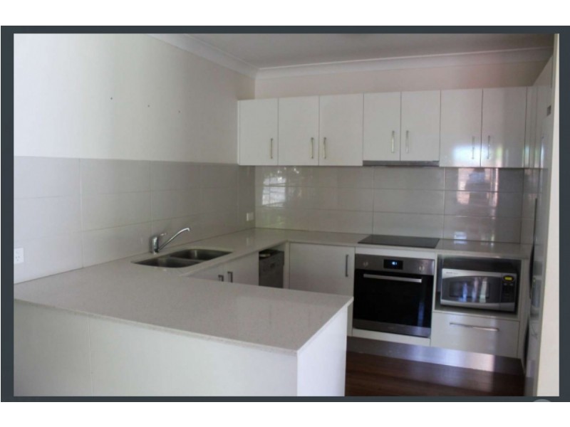 14 Louise Street, Southport QLD 4215