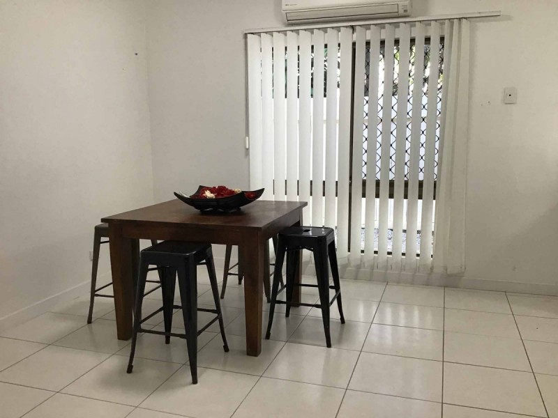 4 Riverside Parade, Trinity Park QLD 4879