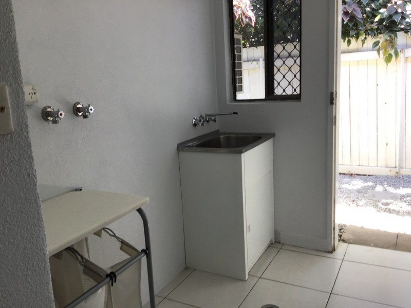 4 Riverside Parade, Trinity Park QLD 4879