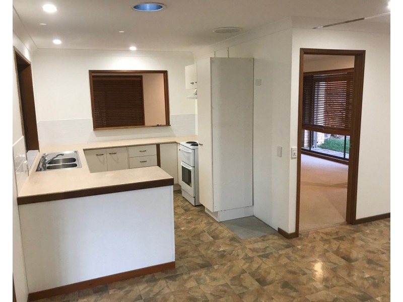 64 Cunningham Street, Taringa QLD 4068