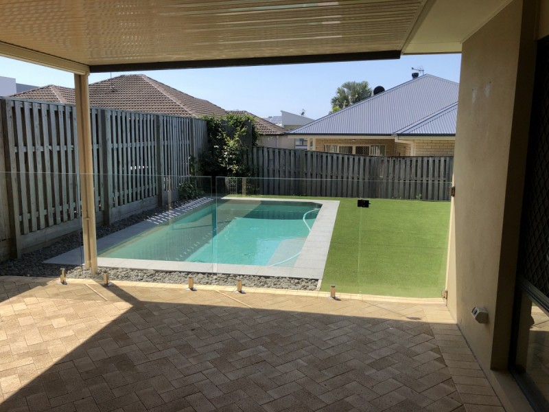 12 Campelles Avenue, Varsity Lakes QLD 4227