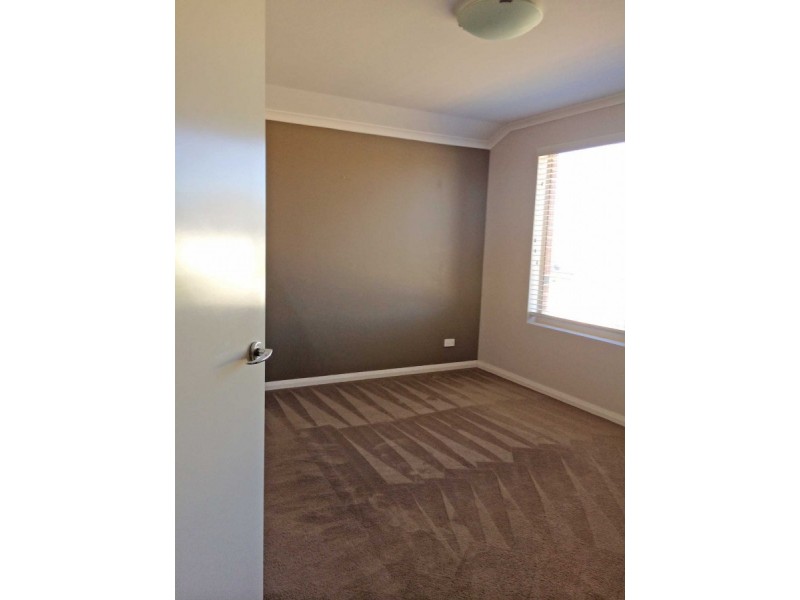 11 Elmhurst Drive, Clarkson WA 6030