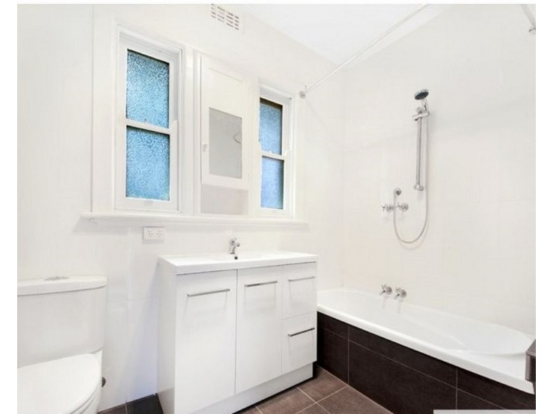 66 South Street, Hadfield VIC 3046