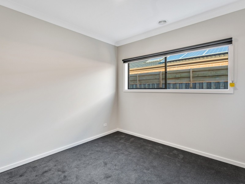 11 Claude Street, Kalkallo VIC 3064