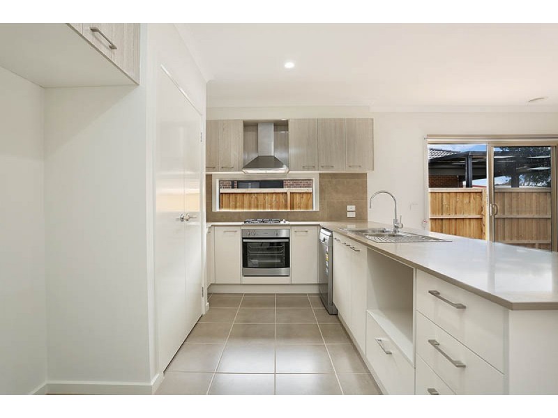 90 Howe Street, Miners Rest VIC 3352