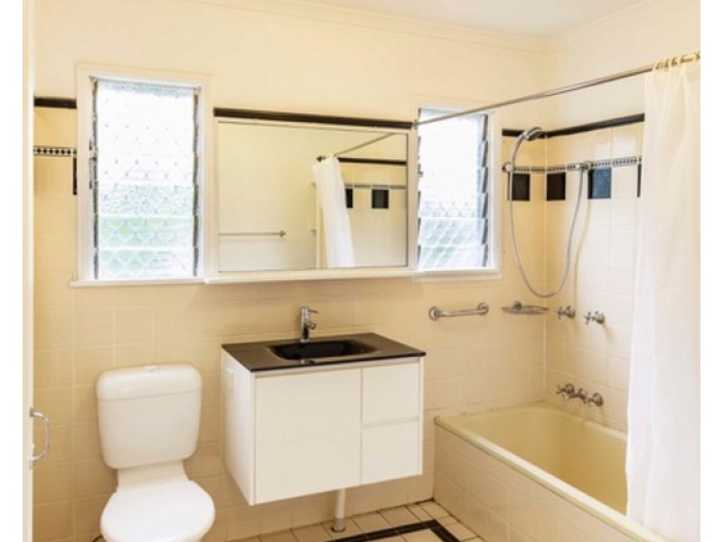 5/33 Merthyr Road, New Farm QLD 4005