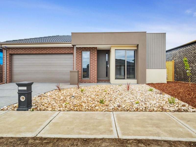 5 Oxbow Street, Mickleham VIC 3064