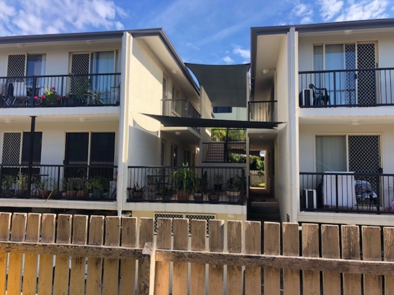 2/63 Queen Street, Southport QLD 4215