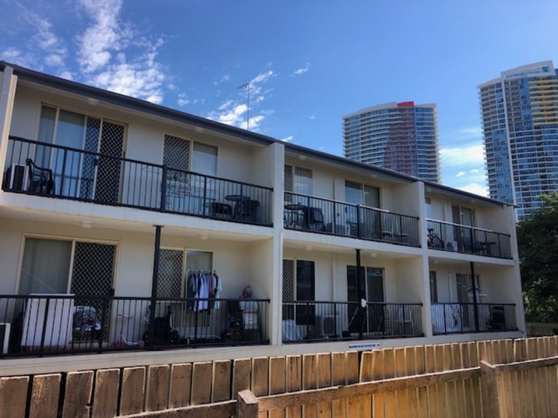 2/63 Queen Street, Southport QLD 4215