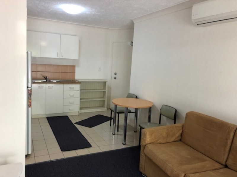 2/63 Queen Street, Southport QLD 4215