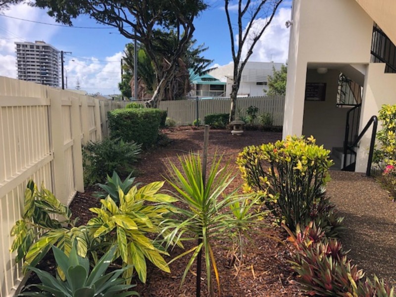 2/63 Queen Street, Southport QLD 4215