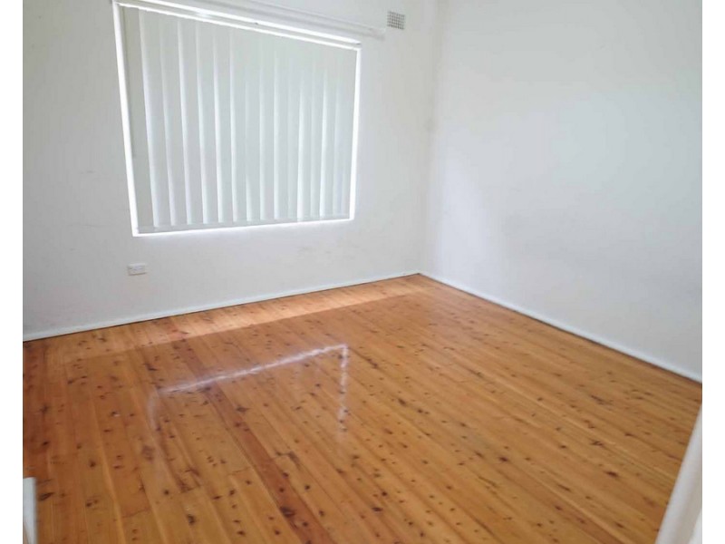 2/18 Eighth Avenue, Campsie NSW 2194