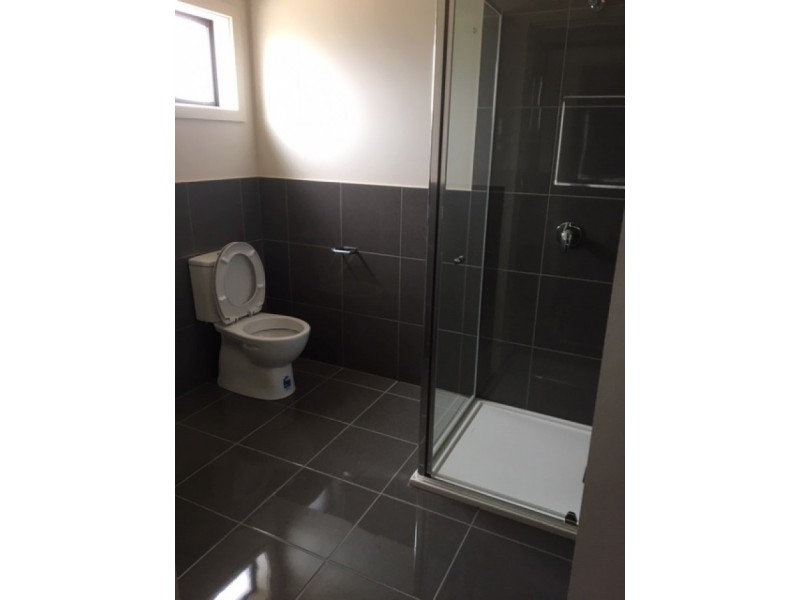 1/8 Rainsford Drive, Noble Park North VIC 3174