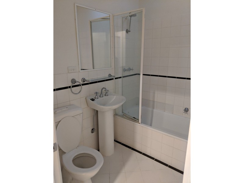 5 Wildwood Grove, Ringwood VIC 3134