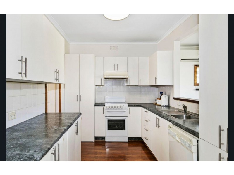 5 Wildwood Grove, Ringwood VIC 3134