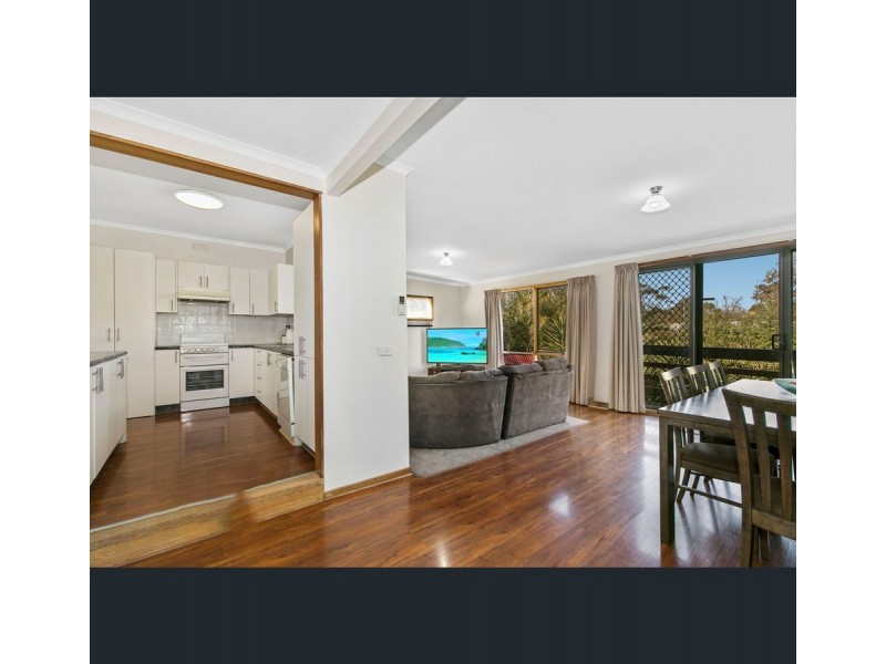 5 Wildwood Grove, Ringwood VIC 3134