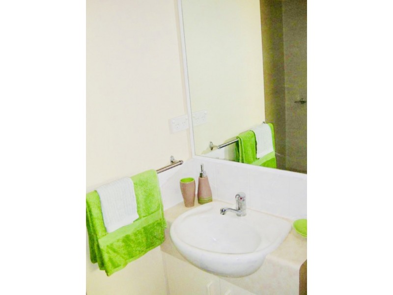 439 & 440/67 Cascade Street, Raceview QLD 4305