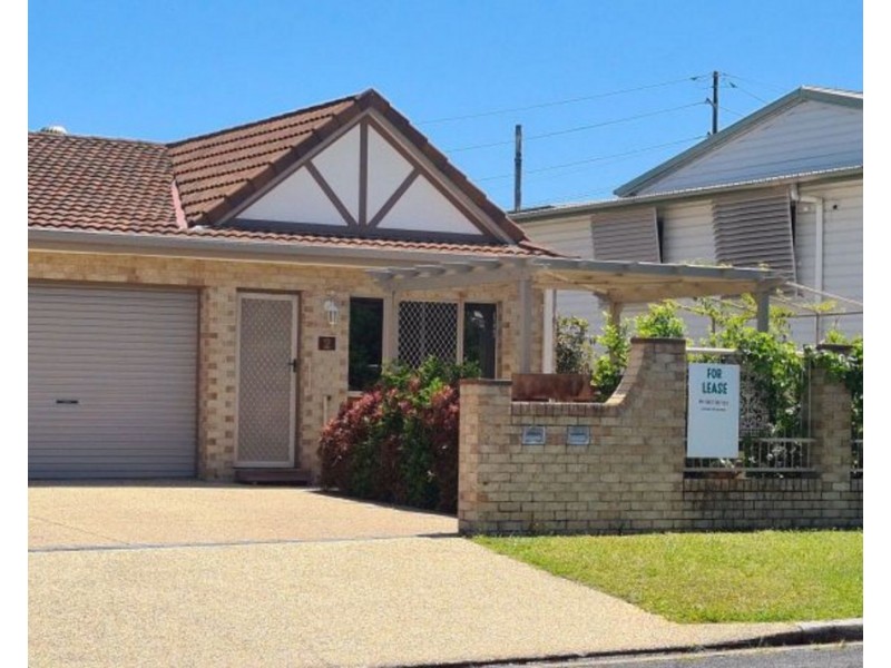 2/13 Park Street, Caloundra QLD 4551