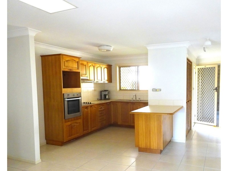 2/13 Park Street, Caloundra QLD 4551