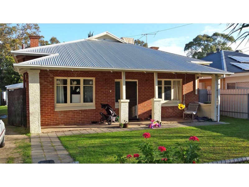 15 Dryden Road, Black Forest SA 5035