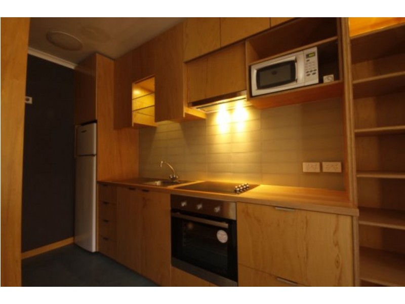 9/104 Tinning Street, Brunswick VIC 3056