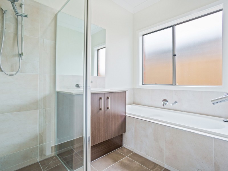 20 Charnwood Street, Mickleham VIC 3064
