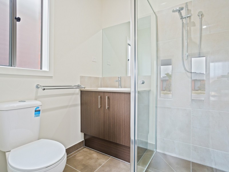 20 Charnwood Street, Mickleham VIC 3064