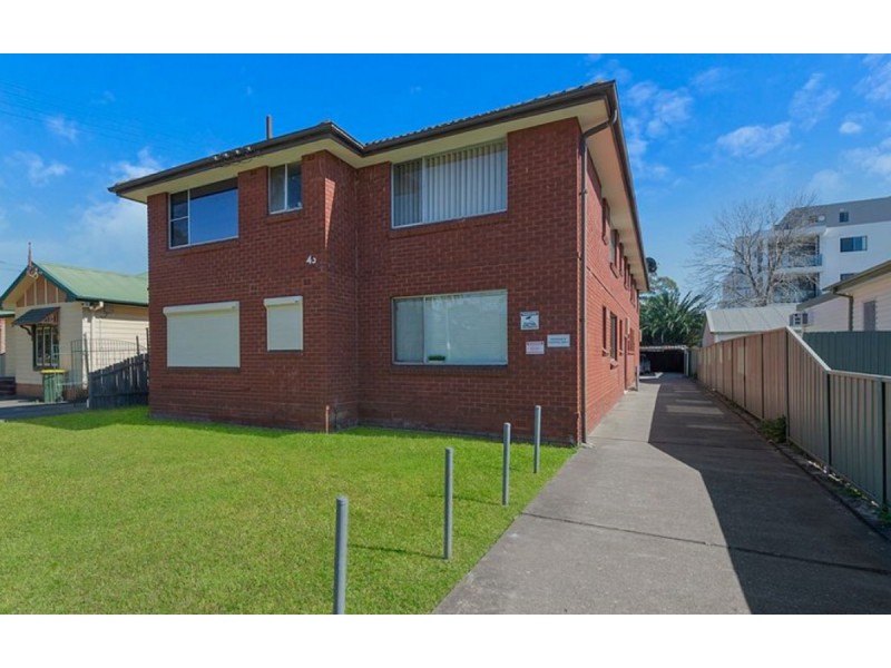 4/43 Aurelia Street, Toongabbie NSW 2146