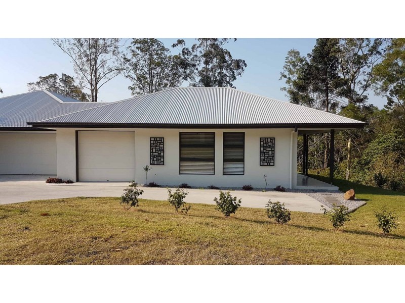 7 Betsy Way, Nambour QLD 4560