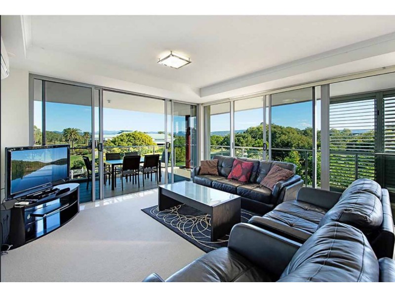 265/135 Lakelands Drive, Merrimac QLD 4226