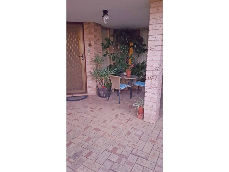 A/19 Cambrian Mall, Alexander Heights WA 6064