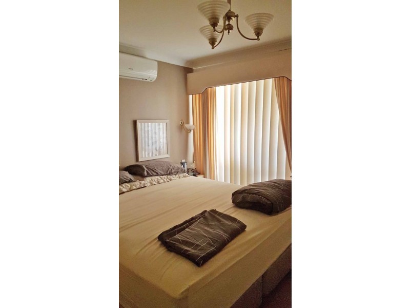 A/19 Cambrian Mall, Alexander Heights WA 6064