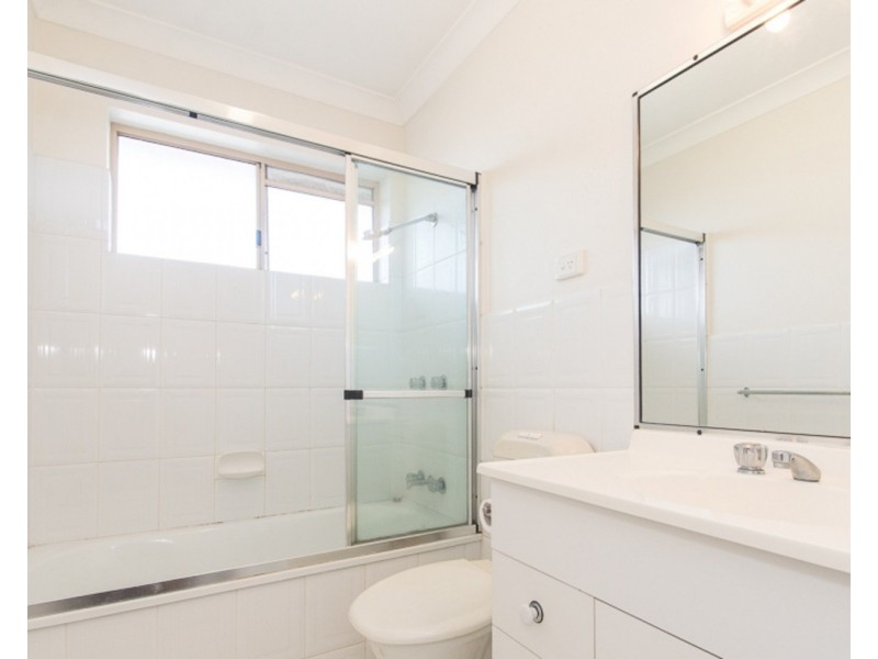 8/135 Miller Street, Chermside QLD 4032