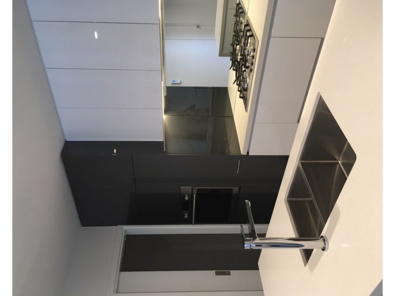 4.06/69 Flemington Road, North Melbourne VIC 3051