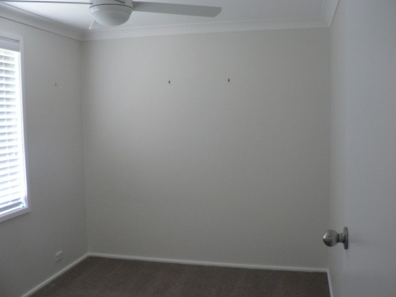 6 Seppelt Close, Eleebana NSW 2282