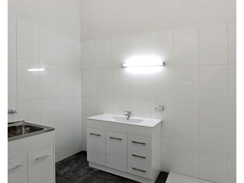 1/239 Canterbury Road, Canterbury VIC 3126